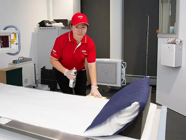 AMC cleaner at Hospital site